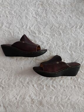 New Covington Leather Slide Wedge Sandals